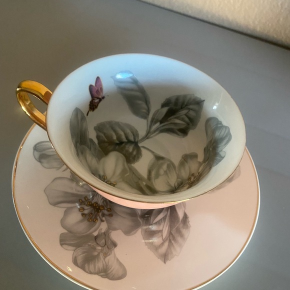 Teacup & Saucer - Picture 2 of 3